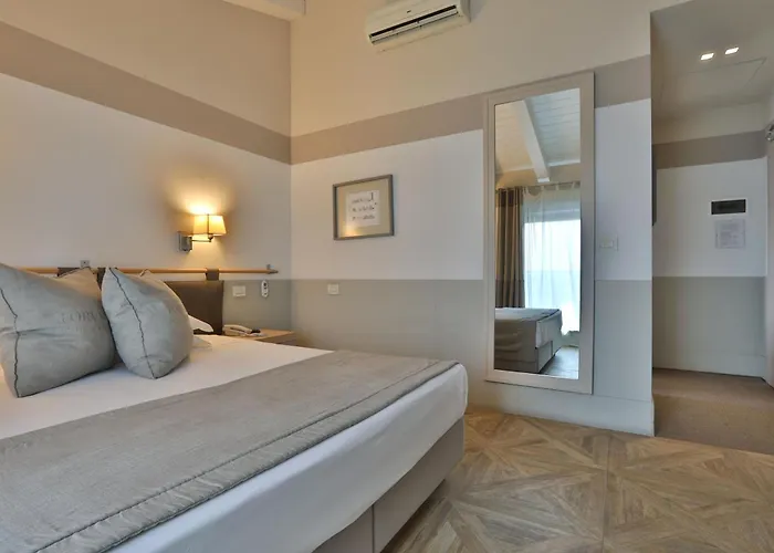 Le Corderie 4* טריאסטה